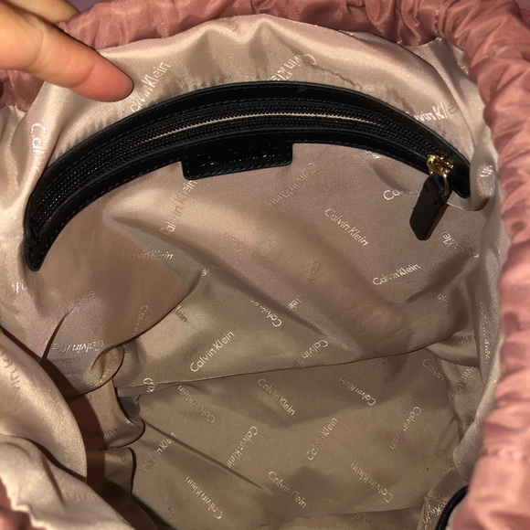🎀 Calvin Klein Backpack 🎀 - Picture 4 of 4